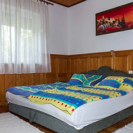 In 40846 * Balatonmariafurdo