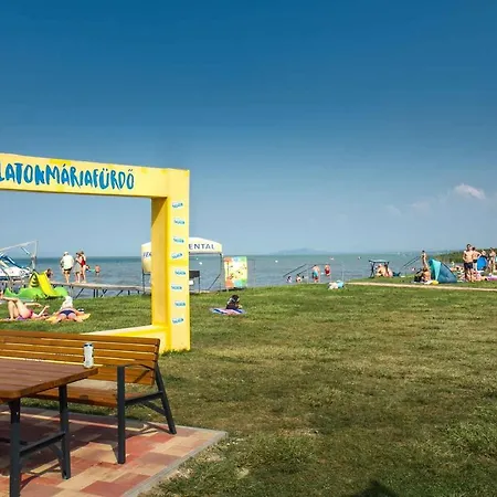 In 40846 Semesterbostad Balatonmáriafürdő