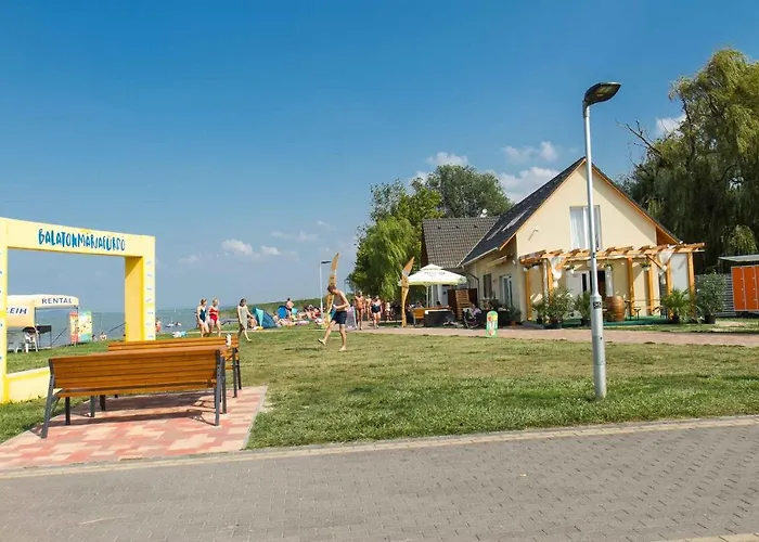 בית נופש In 40846 Balatonmáriafürdő