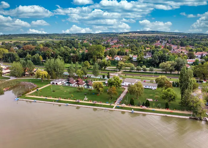 In 40846 * Balatonmáriafürdő